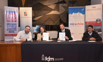Universidad de Chile y País Digital formalizan colaboración para acortar la brecha digital